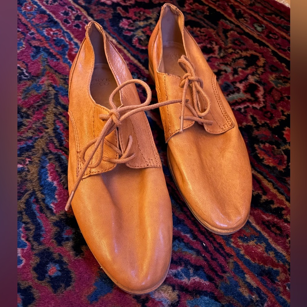Frye & Co Brown Leather Lace-Up Oxfords/Flats